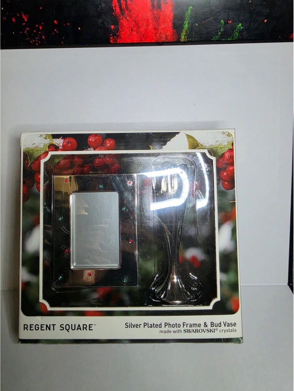 Regent Square Silver Plated Picture Frame & Bud Vase w/ Swarovski Crystal w/ BOX